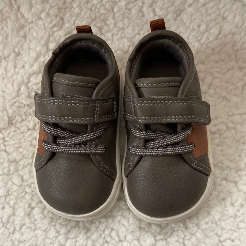Carter's Gray and Brown Sneakers with Elastic Laces Boys 4